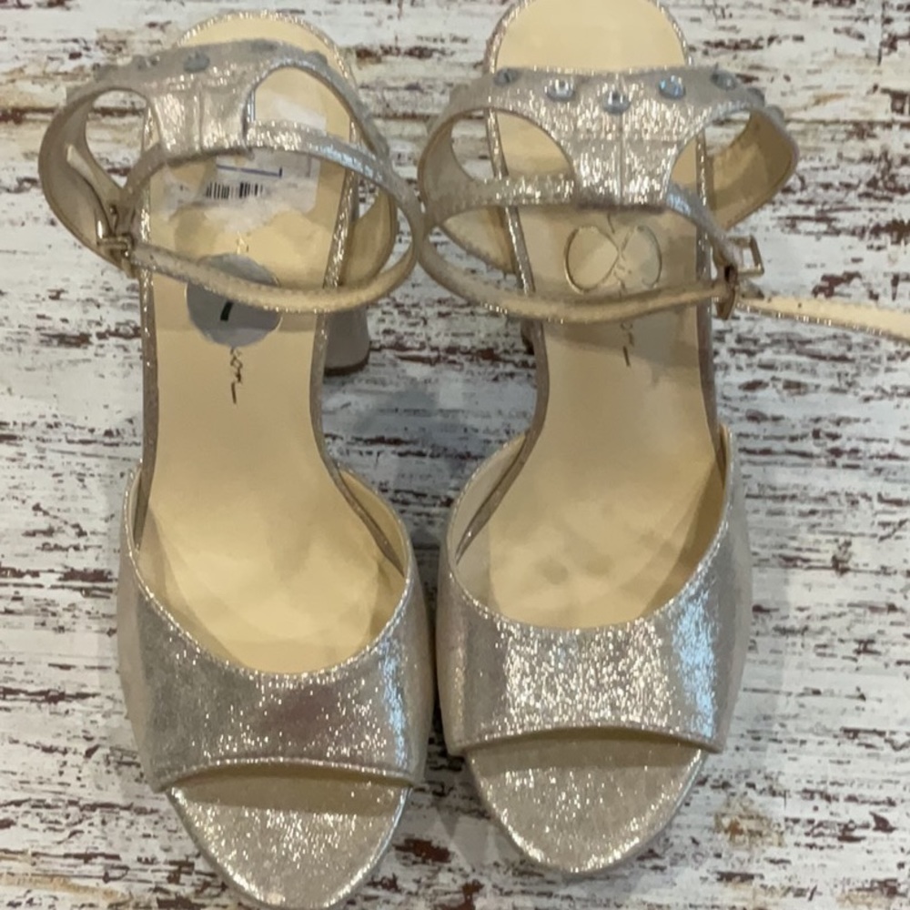 Jessica Simpson gold heels